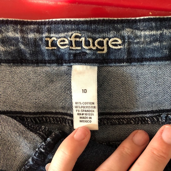 high waisted shorts - Picture 3 of 3